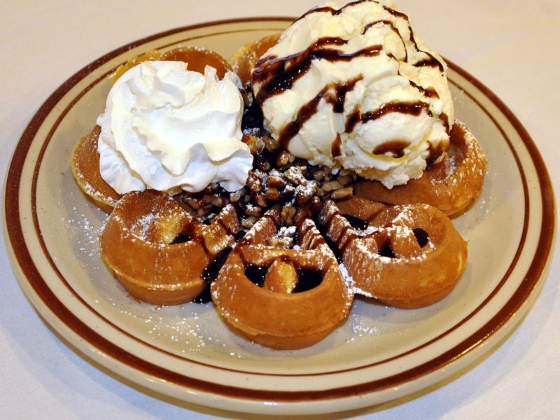 waffle sundae