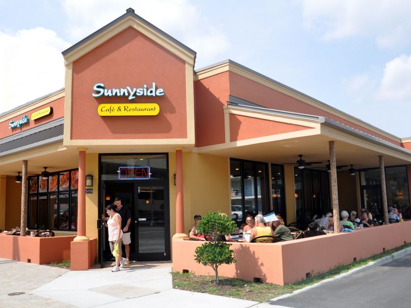 front view restaurant